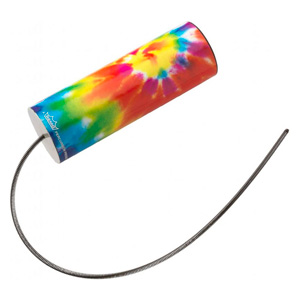 Tube de tonnerre avec un motif tie-dye coloré et une corde en métal.